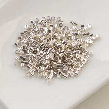 ELECTRO SILVER Cylin Seed Beads 11/0