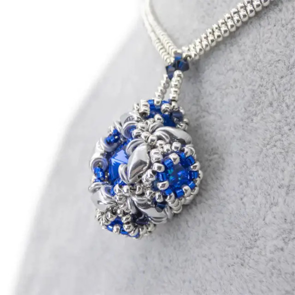 ROYAL BLUE DELITE ELITE Eureka Crystal Chaton Stone 8mm