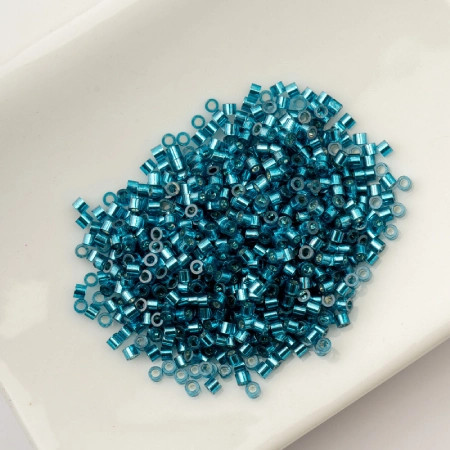 Cylin Seed Beads BLUE ZIRCON SILVER LINED 11/0
